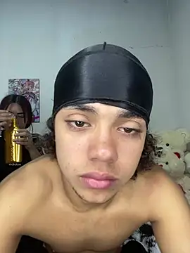 Snapshot of Exotic_couplex chatting on February 2026 03:46:02 PM Exotic couplex online show from February 2026 03:46:02 PM