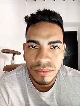 Snapshot of Moreno_latino_sex chatting on December 2025 05:20:02 PM Moreno latino sex online show from December 2025 05:20:02 PM