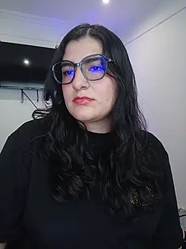 ahrianabluff online show from February 2026 08:05:01 PM