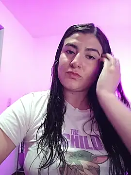 ahrianabluff online show from July 2026 09:14:02 PM