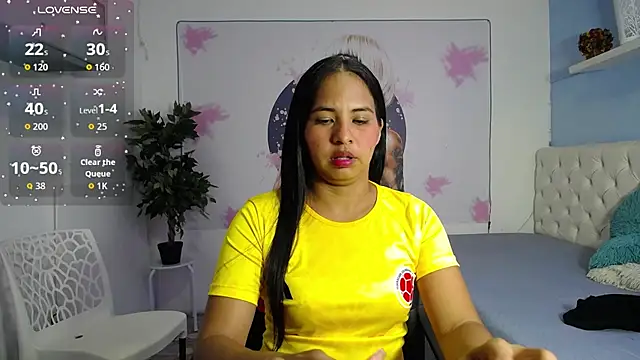 nicol ross19 online show from July 2026 07:09:01 PM