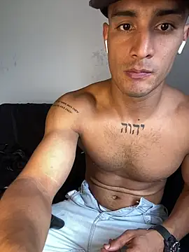 Snapshot of Maicol_xxxx chatting on February 2026 04:48:01 PM Maicol xxxx online show from February 2026 04:48:01 PM