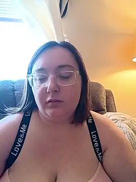 Snapshot of pinkcheetah12 chatting on February 2026 03:52:02 PM pinkcheetah12 online show from February 2026 03:52:02 PM