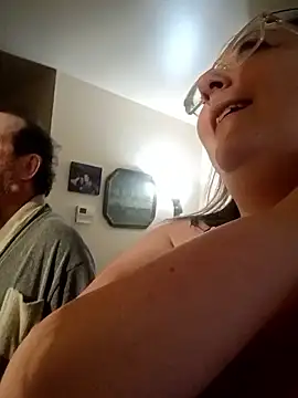 Snapshot of pinkcheetah12 chatting on February 2026 03:08:02 PM pinkcheetah12 online show from February 2026 03:08:02 PM