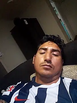 Snapshot of Yrresistible666 chatting on February 2026 03:16:02 AM Yrresistible666 online show from February 2026 03:16:02 AM