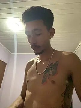 Snapshot of GuioficialBr chatting on February 2026 04:05:02 AM GuioficialBr online show from February 2026 04:05:02 AM