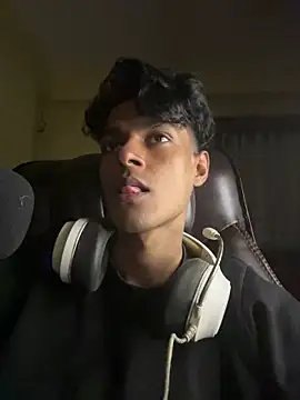 Snapshot of tooexpensive chatting on February 2026 05:31:01 PM tooexpensive online show from February 2026 05:31:01 PM