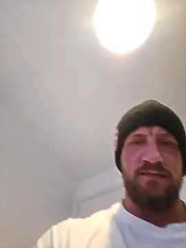 Snapshot of BigDhornyboi2026 chatting on December 2025 10:33:01 AM BigDhornyboi2026 online show from December 2025 10:33:01 AM