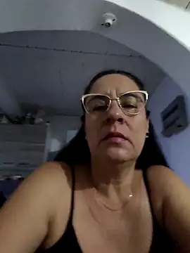 Snapshot of KiaraFoster chatting on February 2026 11:28:02 AM KiaraFoster online show from February 2026 11:28:02 AM