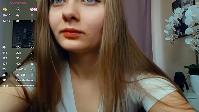 Snapshot of CamiPacker chatting on February 2026 10:14:01 AM CamiPacker online show from February 2026 10:14:01 AM