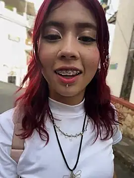 Snapshot of CamiTeaseX_ chatting on February 2026 01:06:01 PM CamiTeaseX online show from February 2026 01:06:01 PM