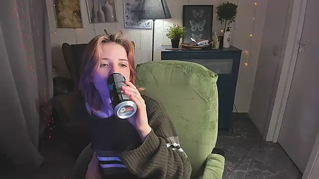 SarahShelby online show from May 2026 10:19:01 PM
