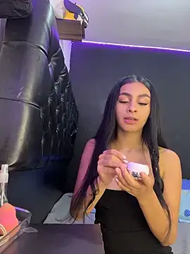 Snapshot of ManuelaEvans_ chatting on February 2026 09:32:02 PM ManuelaEvans online show from February 2026 09:32:02 PM