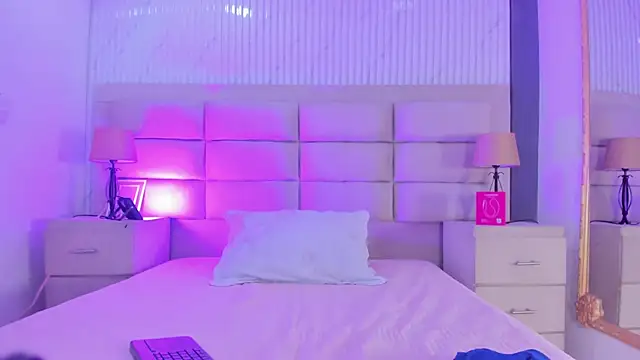 Snapshot of ManuelaEvans_ chatting on February 2026 09:00:02 PM ManuelaEvans online show from February 2026 09:00:02 PM