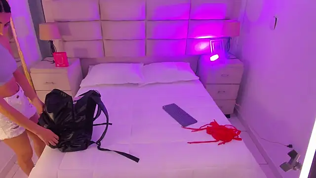 Snapshot of ManuelaEvans_ chatting on February 2026 08:54:01 PM ManuelaEvans online show from February 2026 08:54:01 PM