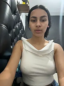 Snapshot of ManuelaEvans_ chatting on February 2026 08:07:02 PM ManuelaEvans online show from February 2026 08:07:02 PM