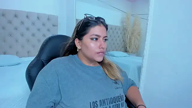 Snapshot of AmbarBrownn_ chatting on January 2026 09:52:02 PM AmbarBrownn online show from January 2026 09:52:02 PM