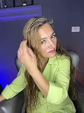 Snapshot of JennaMilf_ chatting on January 2026 07:27:02 PM JennaMilf online show from January 2026 07:27:02 PM