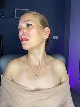 JennaMilf  online show from April 2026 07:11:02 PM