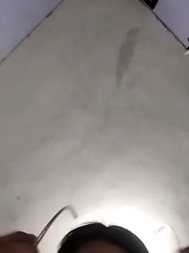 Snapshot of vanNe78 chatting on December 2025 07:55:01 PM vanNe78 online show from December 2025 07:55:01 PM