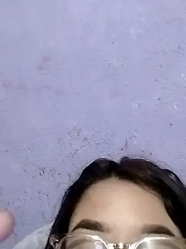 Snapshot of vanNe78 chatting on January 2026 10:44:02 PM vanNe78 online show from January 2026 10:44:02 PM