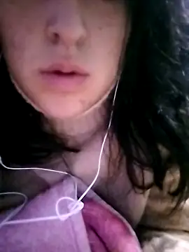 Snapshot of vanNe78 chatting on February 2026 04:40:02 PM vanNe78 online show from February 2026 04:40:02 PM