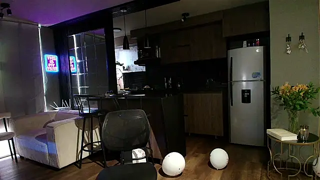 Snapshot of Ambrosia______ chatting on February 2026 01:40:01 PM Ambrosia online show from February 2026 01:40:01 PM