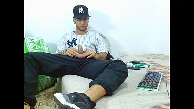 Alphamaster 92 online show from June 2026 07:45:01 PM