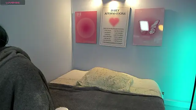 Snapshot of kyoto_Aoki chatting on February 2026 07:30:02 PM kyoto Aoki online show from February 2026 07:30:02 PM