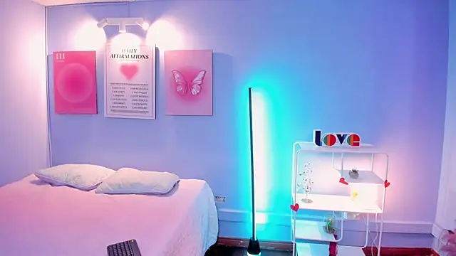 Snapshot of kyoto_Aoki chatting on February 2026 07:56:02 PM kyoto Aoki online show from February 2026 07:56:02 PM