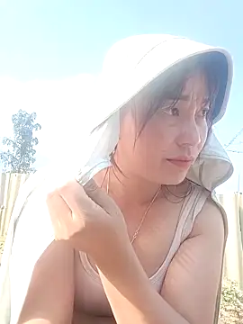 Snapshot of boiboi001 chatting on February 2026 08:13:01 AM boiboi001 online show from February 2026 08:13:01 AM