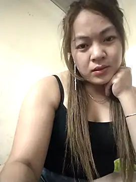 Snapshot of Lucky_cutee chatting on December 2025 06:32:02 AM Lucky cutee online show from December 2025 06:32:02 AM