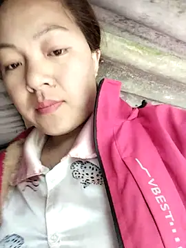 Lucky cutee online show from April 2026 06:00:02 AM