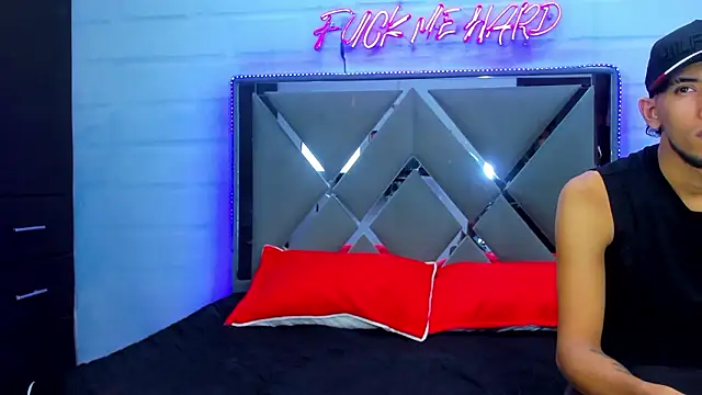 Snapshot of UnitedSoul chatting on February 2026 06:52:01 AM UnitedSoul online show from February 2026 06:52:01 AM