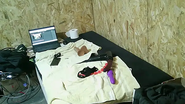 97sexboy97 online show from February 2026 07:38:02 AM