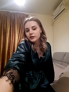 Snapshot of Molly_Voss chatting on February 2026 05:54:01 PM Molly Voss online show from February 2026 05:54:01 PM