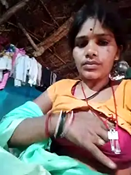 Snapshot of Rajni_hote chatting on February 2026 06:21:01 AM Rajni hote online show from February 2026 06:21:01 AM