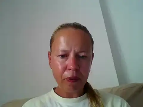 jennyblondeuk online show from June 2026 02:44:02 PM