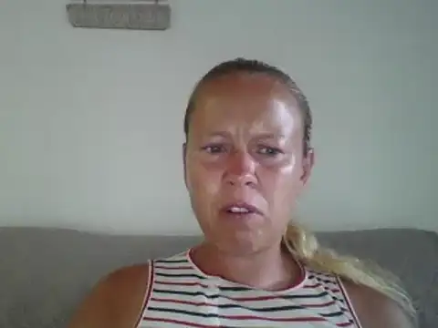 jennyblondeuk online show from June 2026 07:25:02 PM