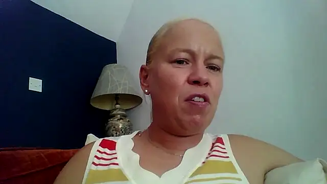 jennyblondeuk online show from July 2026 02:36:01 PM