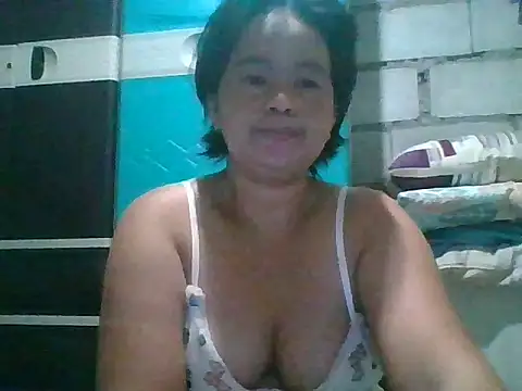 Snapshot of Wetmama_69 chatting on January 2026 01:16:02 PM Wetmama 69 online show from January 2026 01:16:02 PM