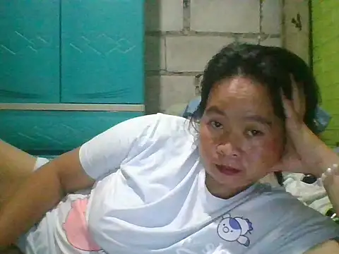 Snapshot of Wetmama_69 chatting on February 2026 01:38:02 PM Wetmama 69 online show from February 2026 01:38:02 PM