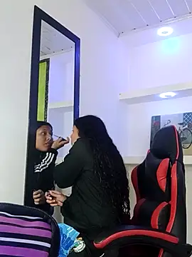 Snapshot of ashley-17 chatting on February 2026 04:27:02 AM ashley-17 online show from February 2026 04:27:02 AM