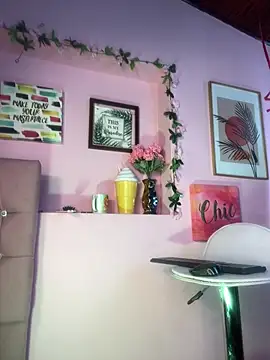 Snapshot of _zoe_bakerr chatting on February 2026 04:03:02 PM zoe bakerr online show from February 2026 04:03:02 PM