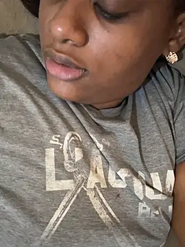 amorasecy online show from January 2026 10:31:02 AM