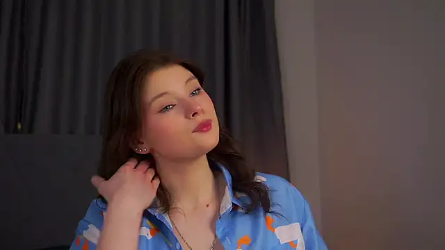 Snapshot of QuinnHeileman chatting on January 2026 11:26:02 AM QuinnHeileman online show from January 2026 11:26:02 AM