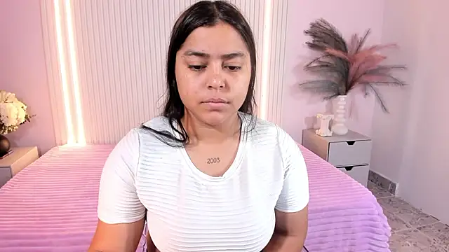 Snapshot of CelesteMoon5 chatting on February 2026 03:54:01 AM CelesteMoon5 online show from February 2026 03:54:01 AM