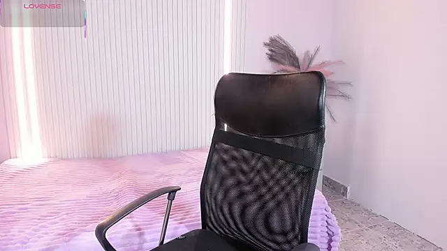 Snapshot of CelesteMoon5 chatting on February 2026 02:53:02 AM CelesteMoon5 online show from February 2026 02:53:02 AM