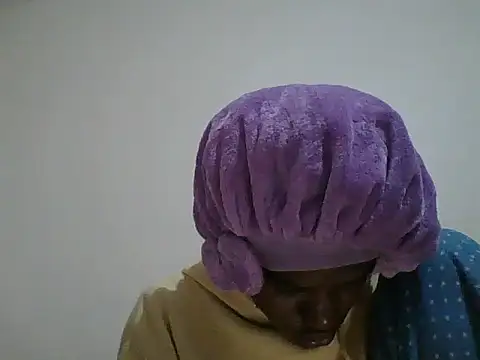 Snapshot of Sexxy_paid chatting on February 2026 05:04:01 AM Sexxy paid online show from February 2026 05:04:01 AM