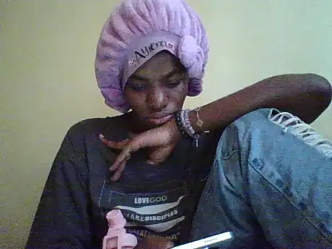 Snapshot of Sexxy_paid chatting on February 2026 05:58:02 AM Sexxy paid online show from February 2026 05:58:02 AM